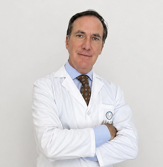 Dr Carlos de la Manzanara. Clínica Isace